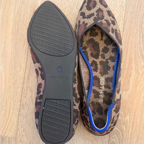 Rothy’s The Point Retired Leopard Print Women's Flats - Picture 3 of 7